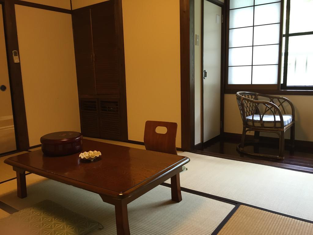 Seifusou Yufu Quarto foto